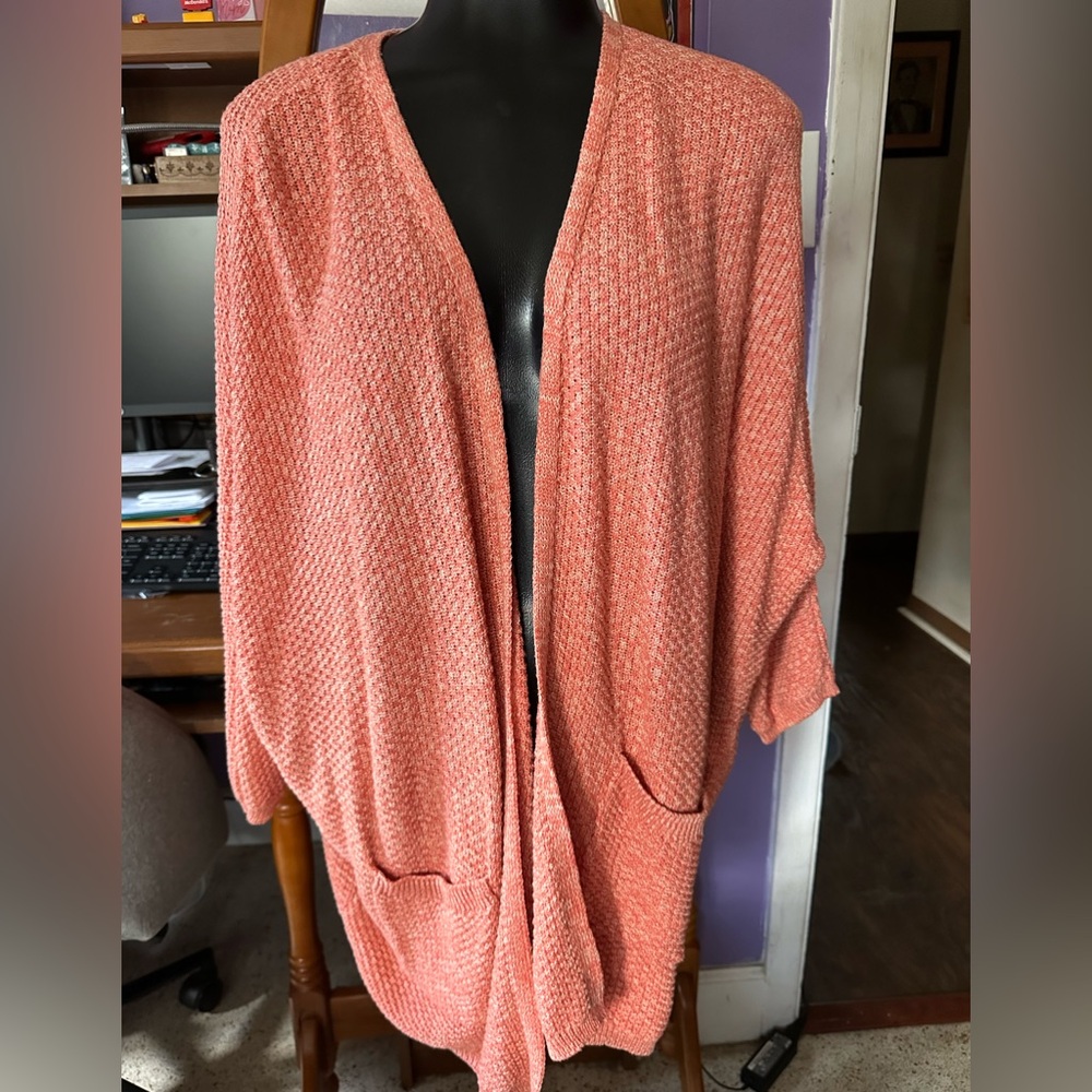 Coral cardigan with pockets